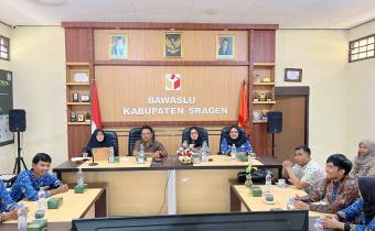 12359s